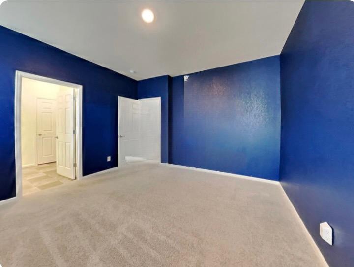 Discover this charming 3-bedroom-14